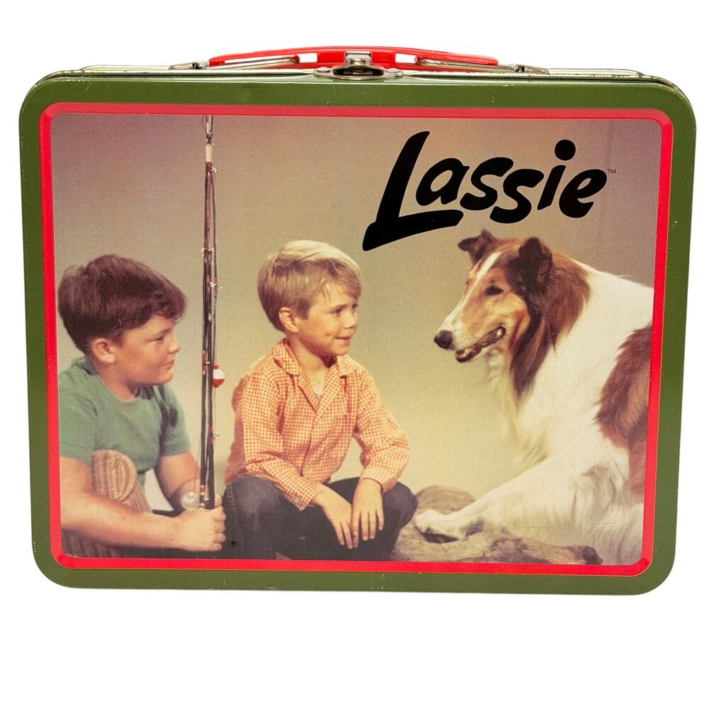 Lassie Vintage Metal Lunch Box Green Red Handle Collie Dog Collectible Tin